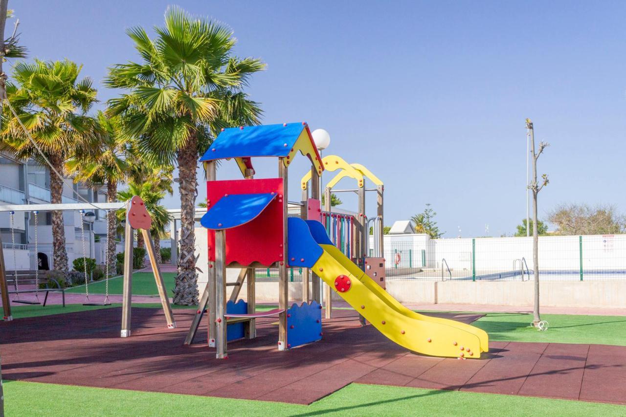 Bungalow Pink Garden Orihuela Exterior foto